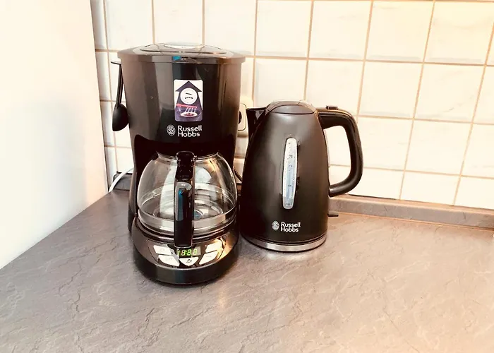 アパート Moderne Ferienwohnung Mit Herrlicher Fernsicht ツヴィーゼル