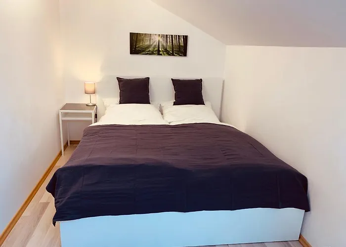アパート Moderne Ferienwohnung Mit Herrlicher Fernsicht *