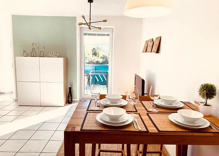 Moderne Ferienwohnung Mit Herrlicher Fernsicht *